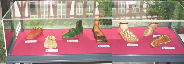 Schuhe aus früherer Zeit